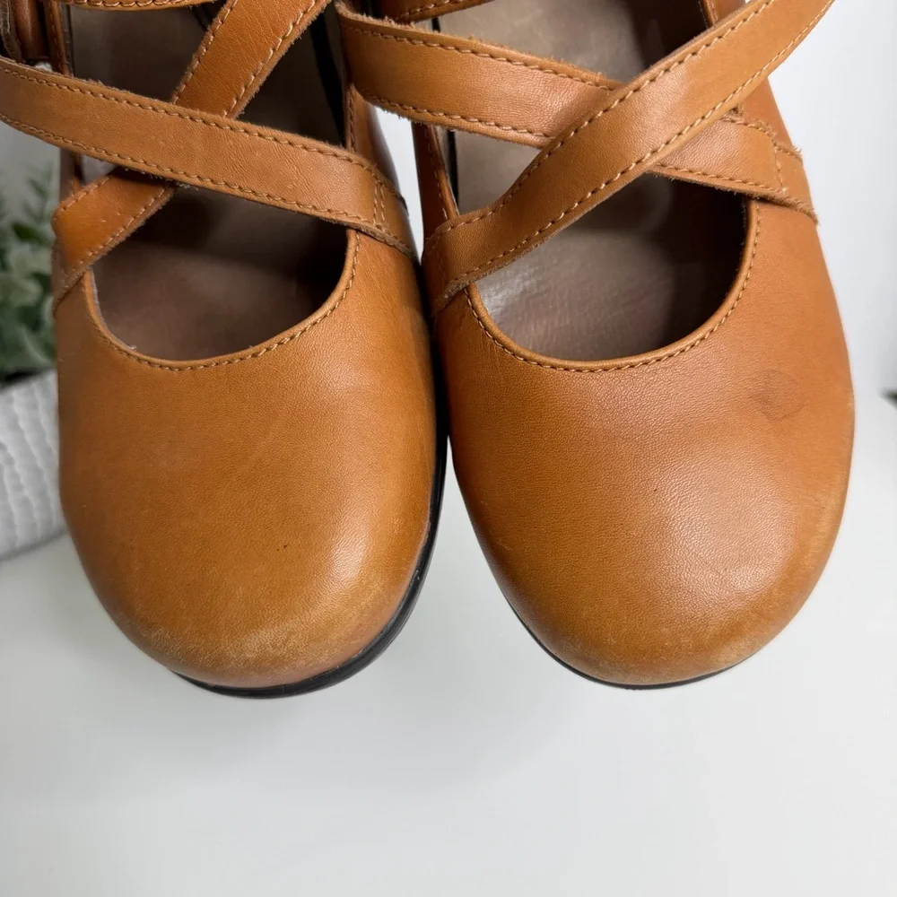 Sanita Neve Mary Jane Strappy Leather Clogs Size‎ 11 Modern Comfort Classic Work